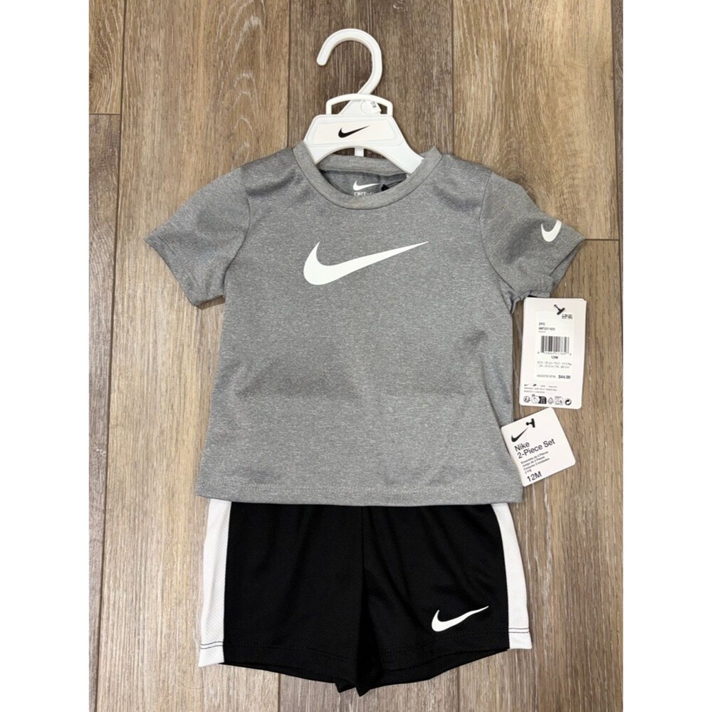 Nike T-Shirt & Shorts Dri Fit 2 Piece Set NWT
